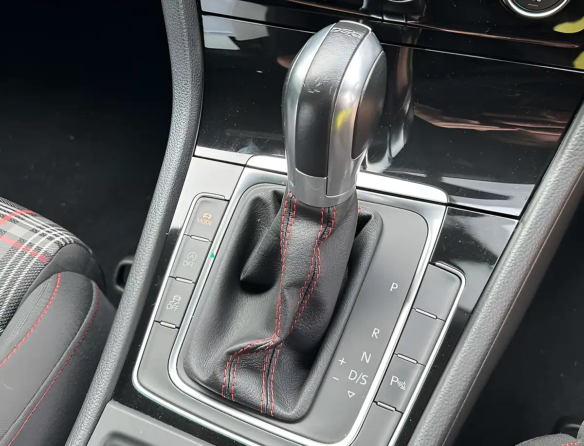 Used 2017 Volkswagen Golf GTI Tornado Red - Interior and Exterior details 19