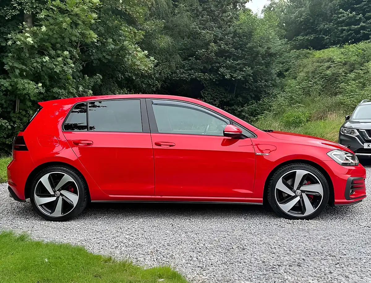 Used 2017 Volkswagen Golf GTI Tornado Red - Interior and Exterior details 2