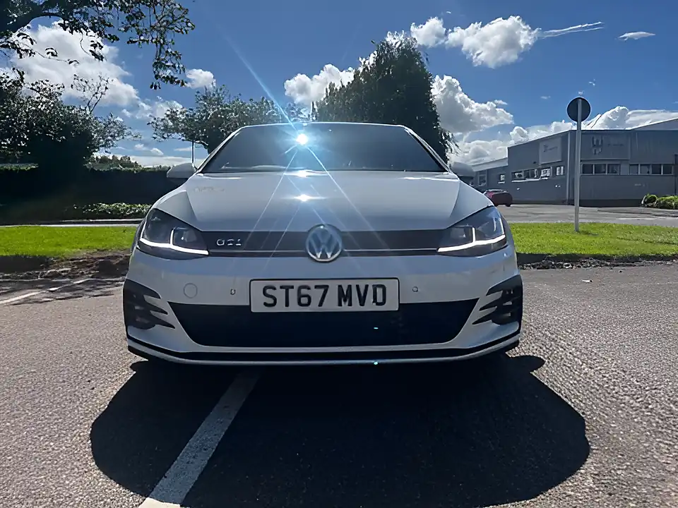 Used 2017 Volkswagen Golf GTI White - Interior and Exterior details 4