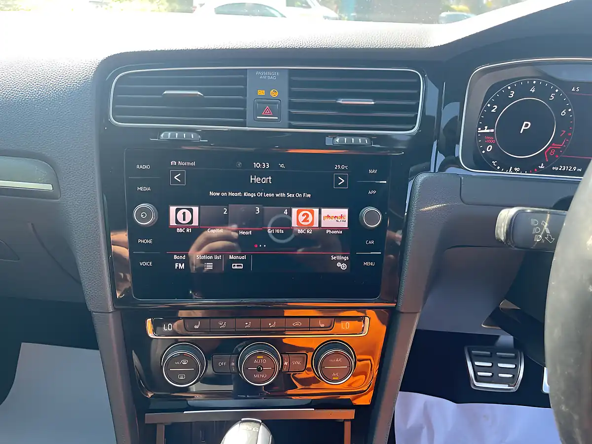 Used 2017 Volkswagen Golf GTI White - Interior and Exterior details 17