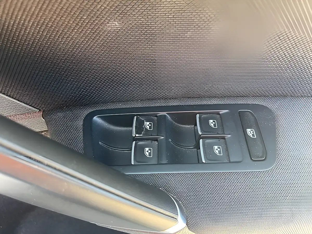 Used 2017 Volkswagen Golf GTI White - Interior and Exterior details 19