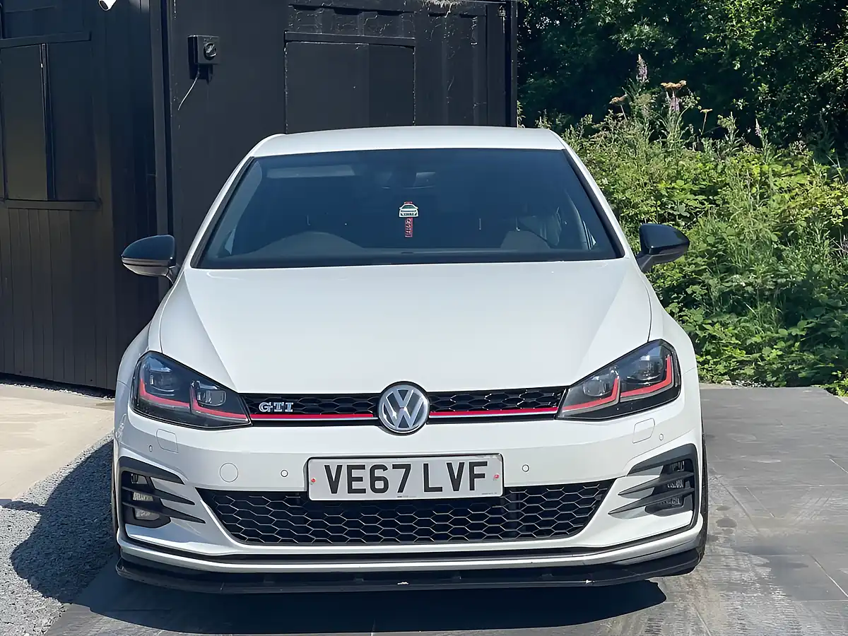 Used 2017 Volkswagen Golf GTI White - Interior and Exterior details 2