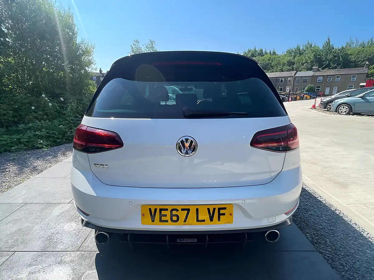 Used 2017 Volkswagen Golf GTI White - Interior and Exterior details 5