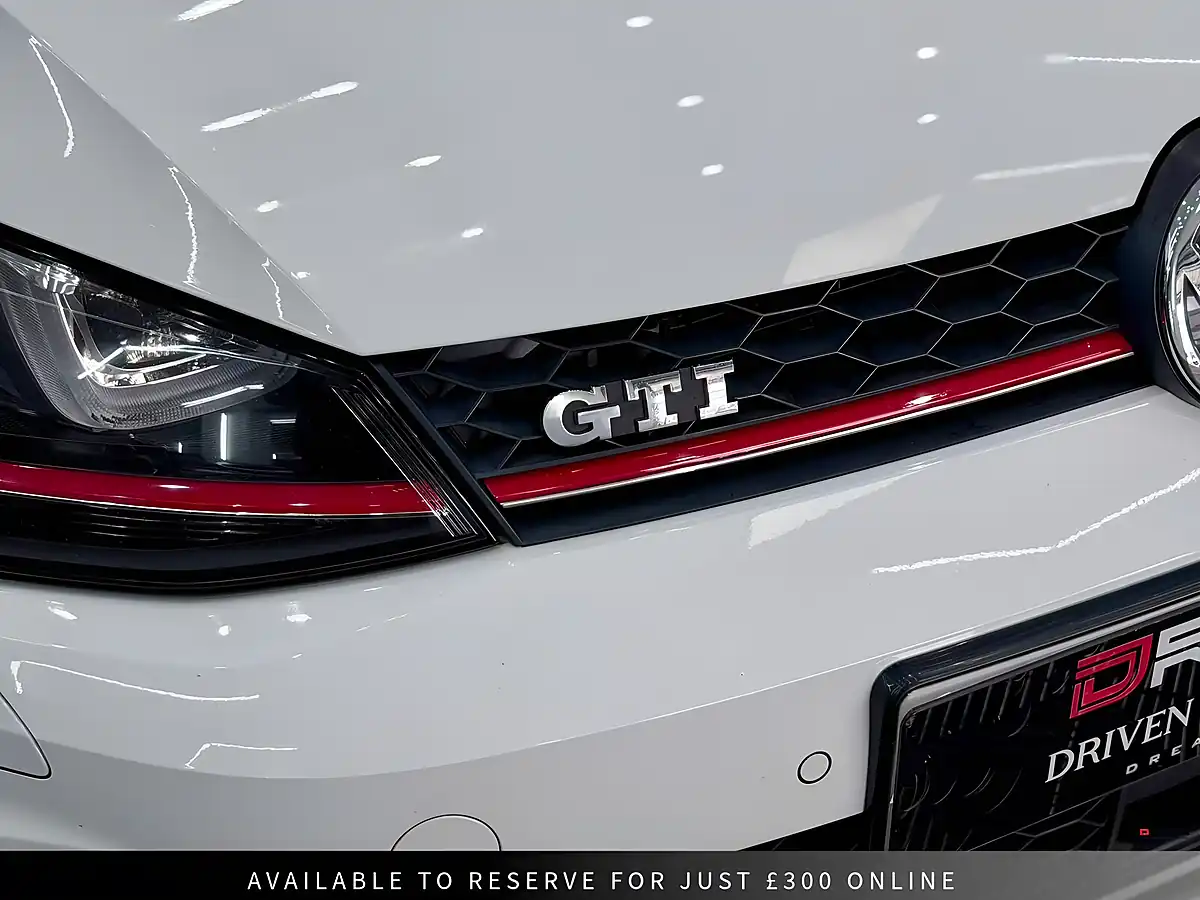 Used 2017 Volkswagen Golf GTI White - Interior and Exterior details 20