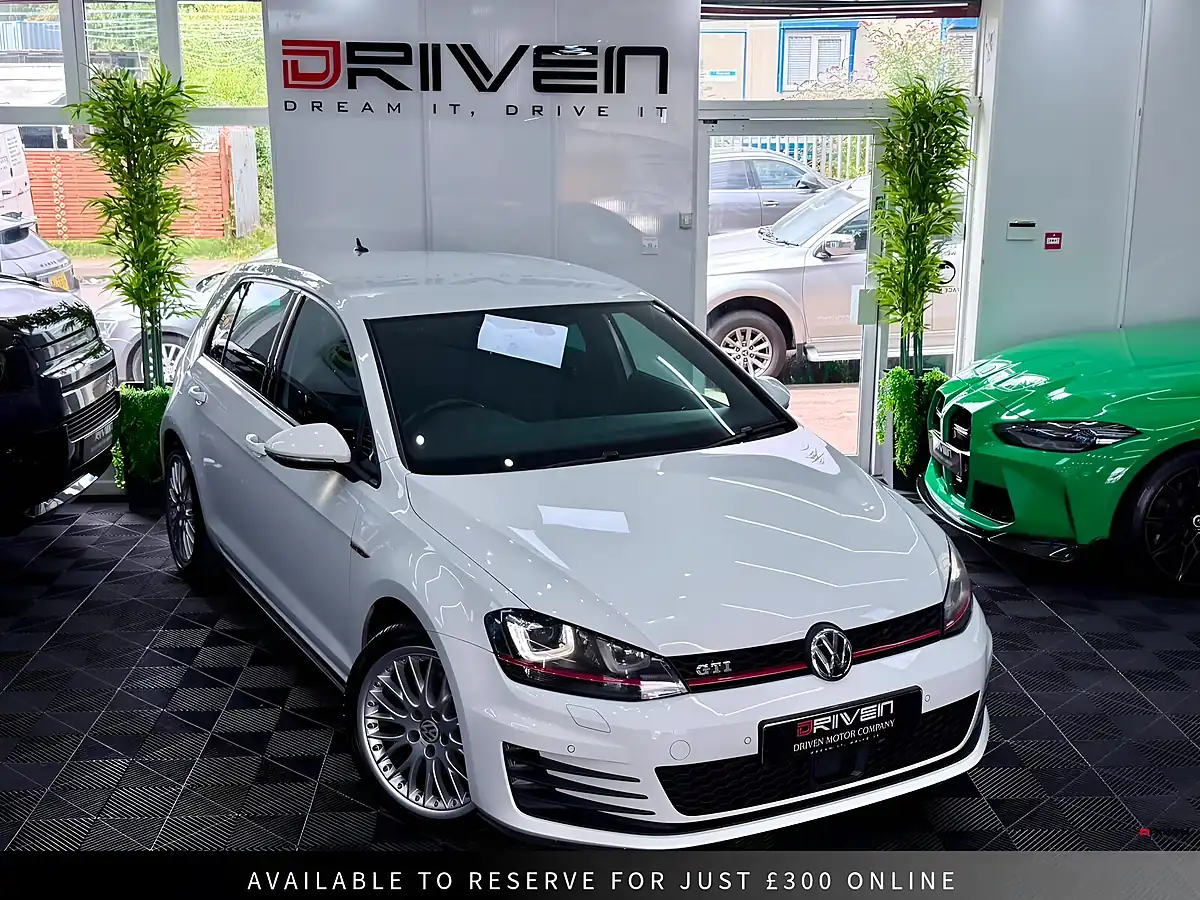 Used 2017 Volkswagen Golf GTI White - Interior and Exterior details 8