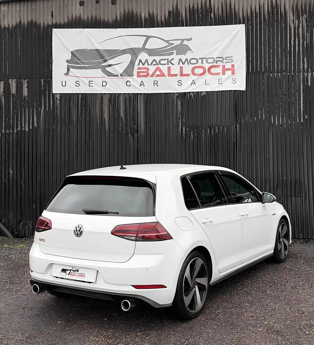 Used 2017 Volkswagen Golf GTI White - Interior and Exterior details 5