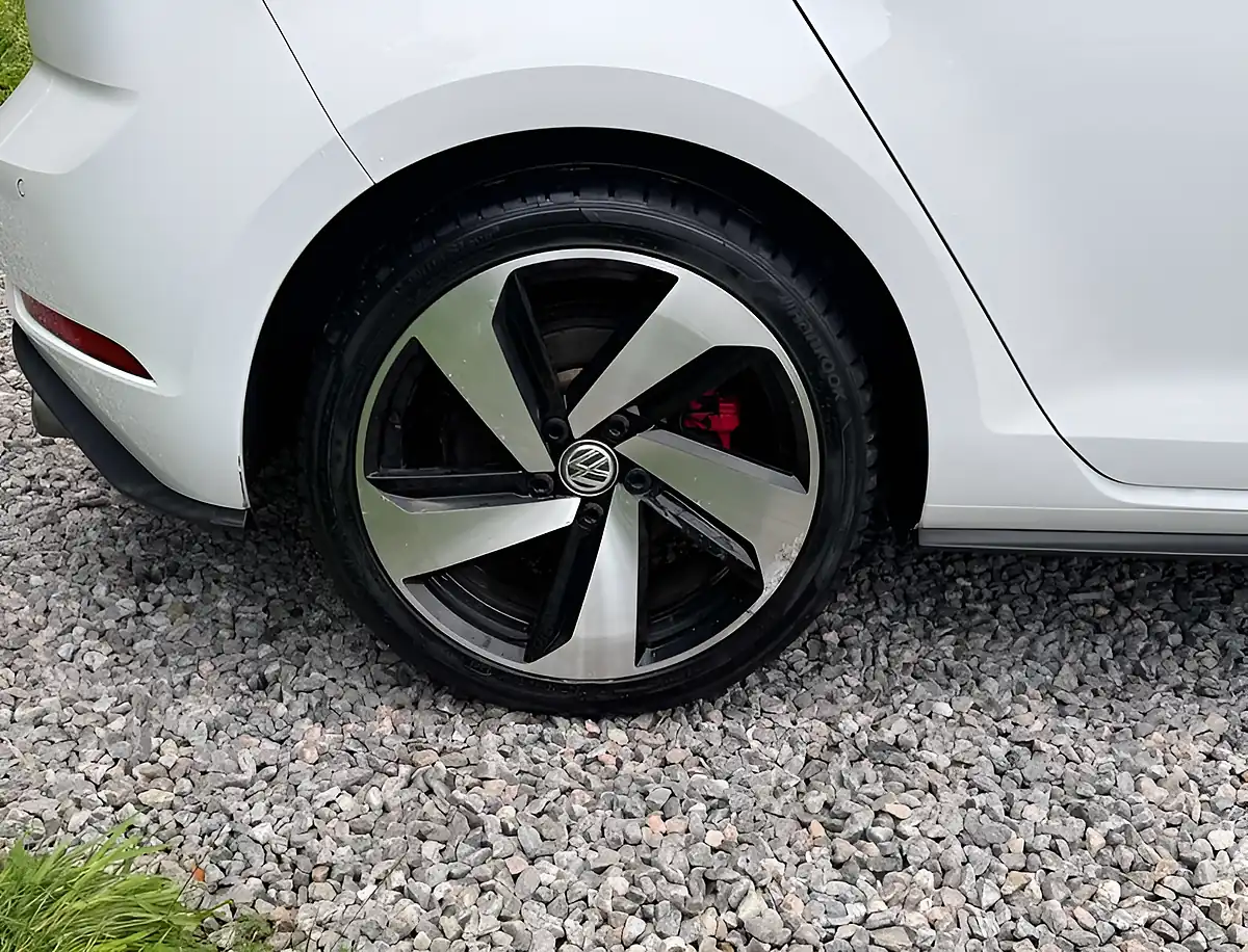 Used 2017 Volkswagen Golf GTI White Silver - Interior and Exterior details 9