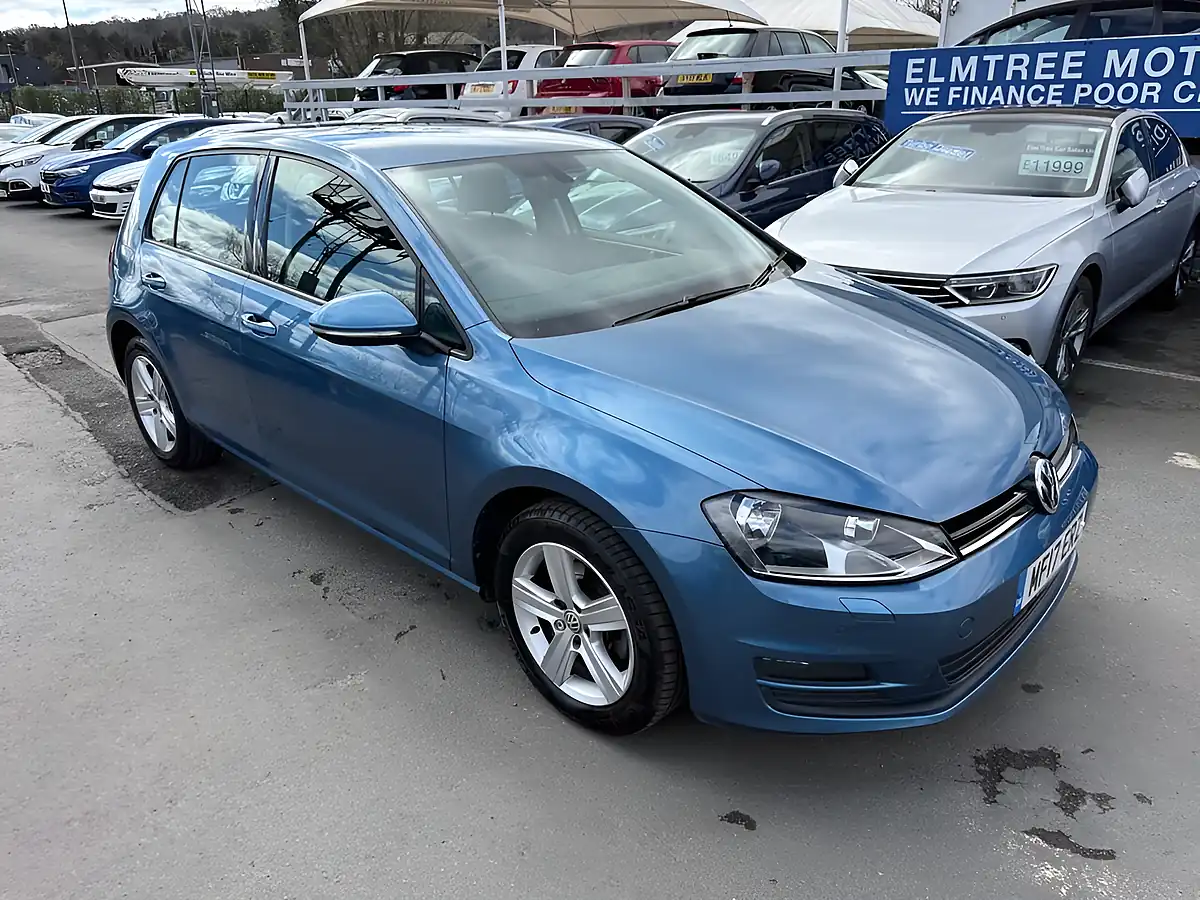 Used 2017 Volkswagen Golf Match Edition Blue - Interior and Exterior details 10