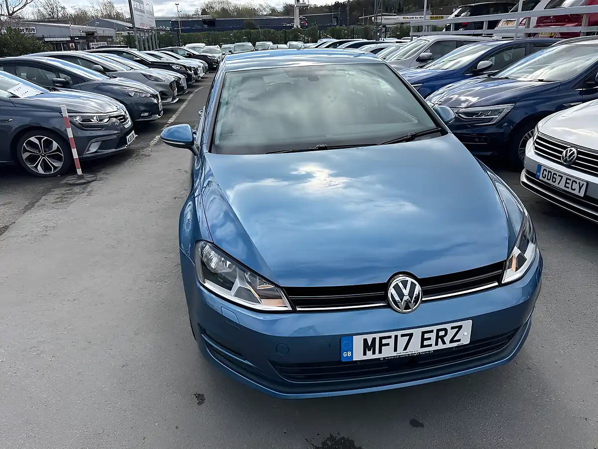 Used 2017 Volkswagen Golf Match Edition Blue - Interior and Exterior details 13