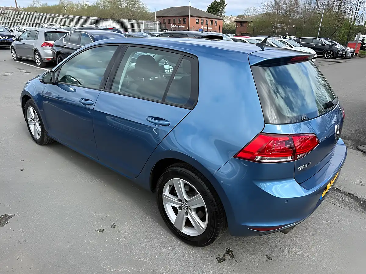 Used 2017 Volkswagen Golf Match Edition Blue - Interior and Exterior details 20