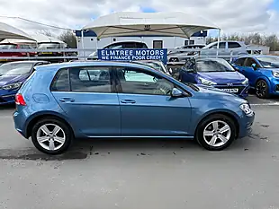 Used 2017 Volkswagen Golf Match Edition Blue - Interior and Exterior details 4