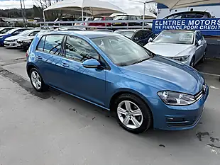 Used 2017 Volkswagen Golf Match Edition Blue - Interior and Exterior details 9