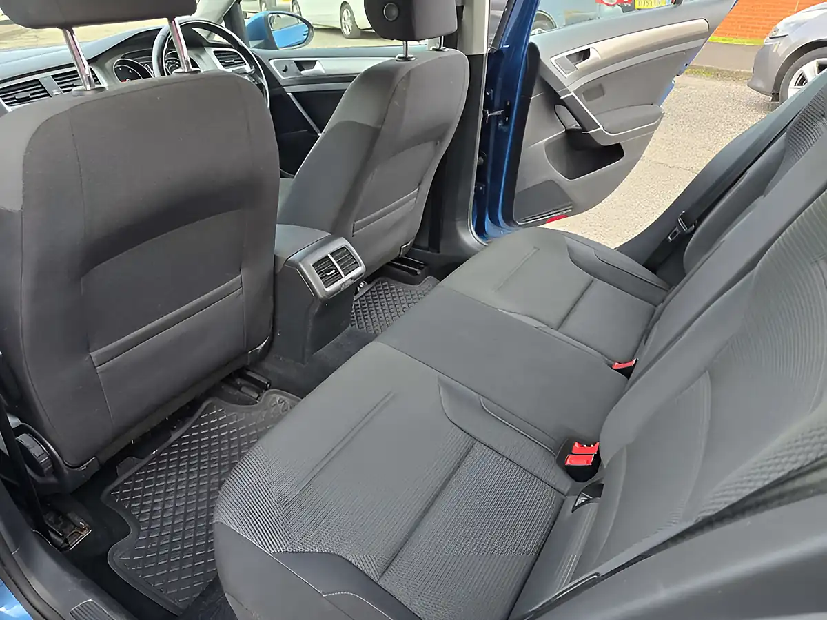 Used 2017 Volkswagen Golf Match Edition Bright Blue Metallic - Interior and Exterior details 16
