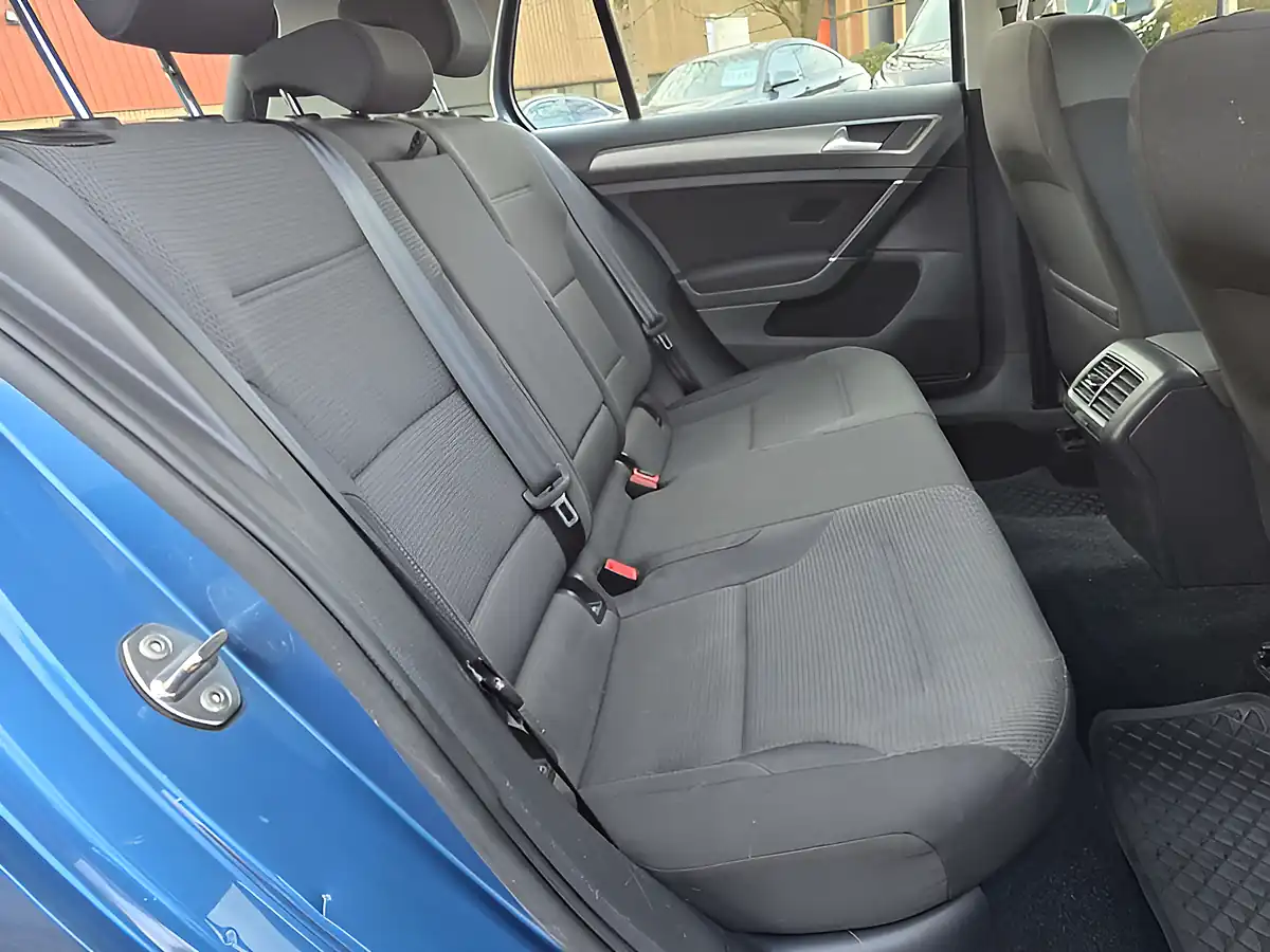 Used 2017 Volkswagen Golf Match Edition Bright Blue Metallic - Interior and Exterior details 18