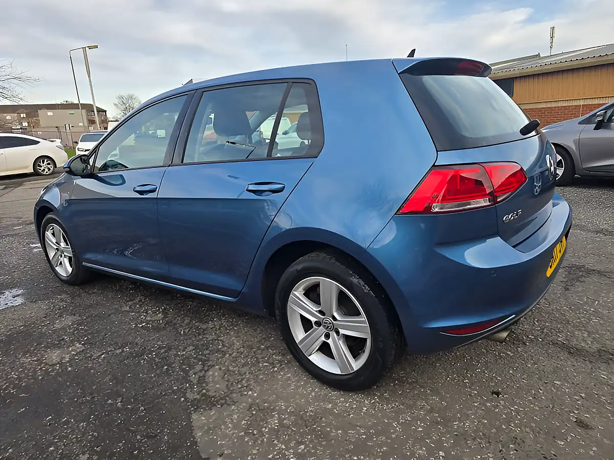 Used 2017 Volkswagen Golf Match Edition Bright Blue Metallic - Interior and Exterior details 8