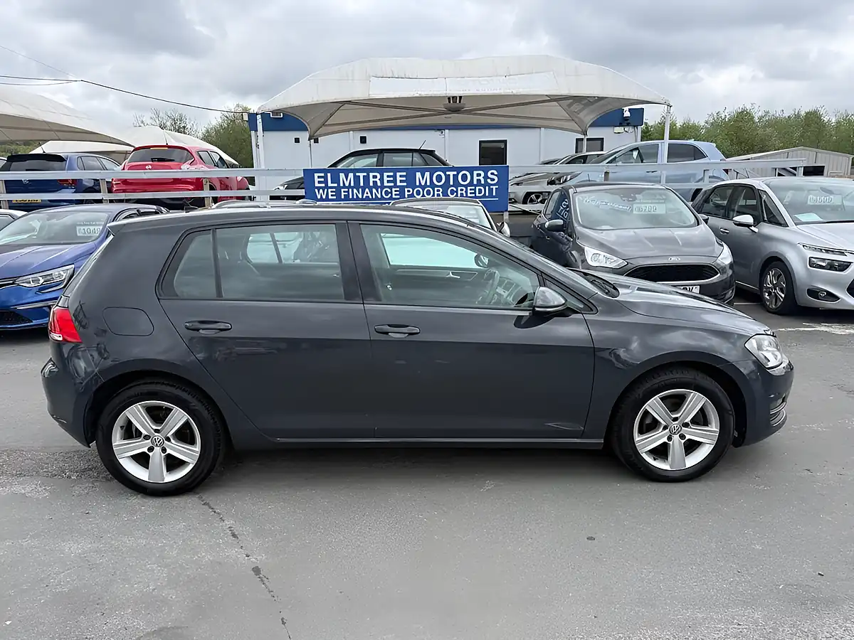 Used 2017 Volkswagen Golf Match Edition Grey - Interior and Exterior details 4