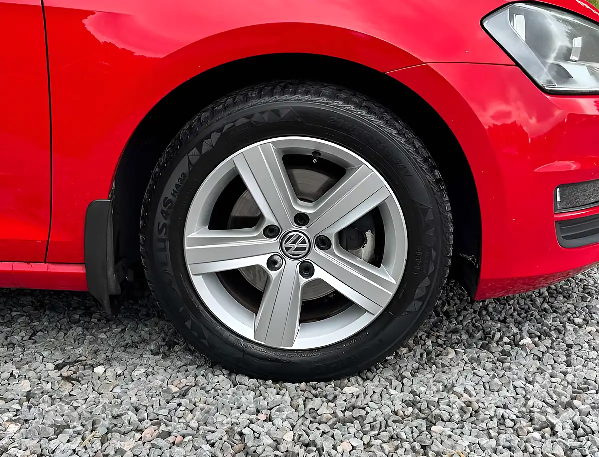 Used 2017 Volkswagen Golf Match Edition Tornado Red - Interior and Exterior details 10