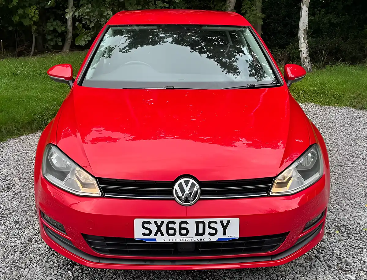 Used 2017 Volkswagen Golf Match Edition Tornado Red - Interior and Exterior details 8