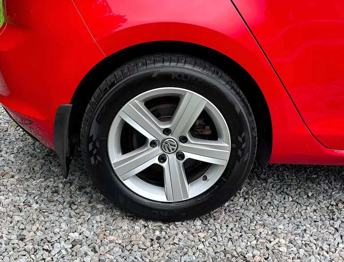 Used 2017 Volkswagen Golf Match Edition Tornado Red - Interior and Exterior details 9