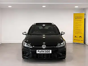 Used 2017 Volkswagen Golf R Black - Interior and Exterior details 9