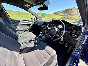 Used 2017 Volkswagen Golf R Blue - Interior and Exterior details 16