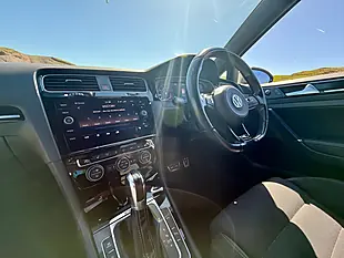 Used 2017 Volkswagen Golf R Blue - Interior and Exterior details 20