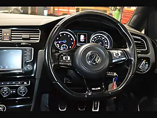 Used 2017 Volkswagen Golf R Blue - Interior and Exterior details 11