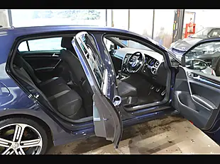 Used 2017 Volkswagen Golf R Blue - Interior and Exterior details 14