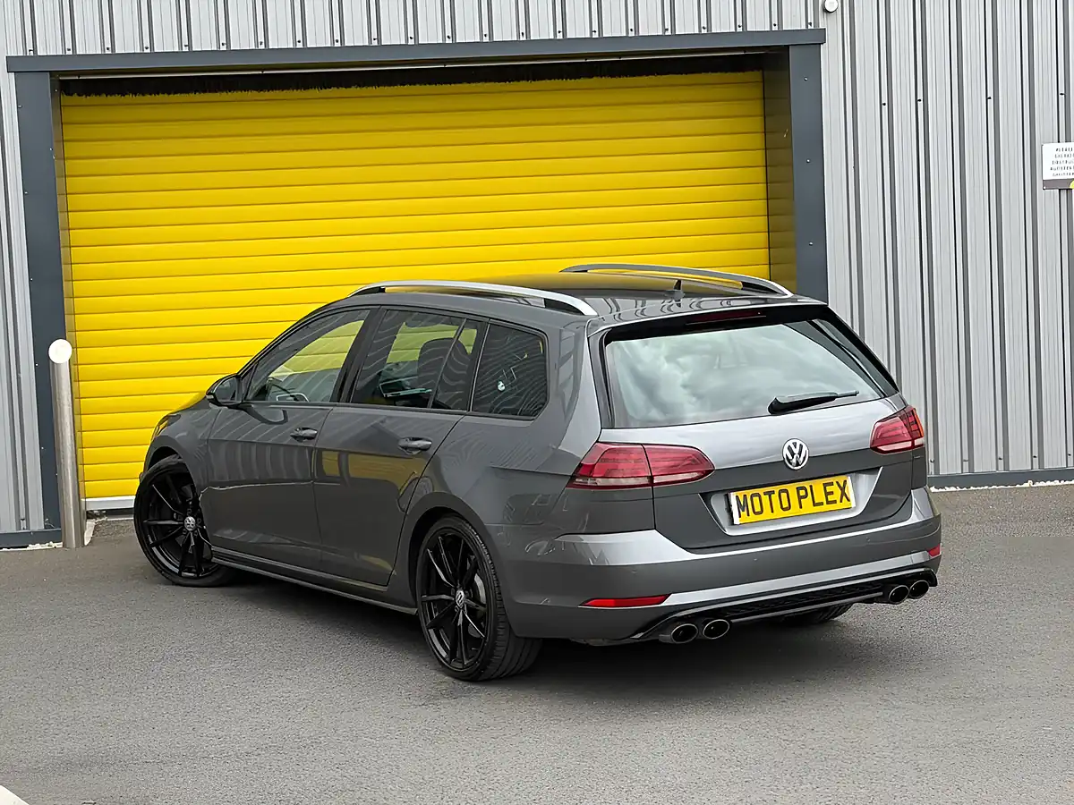 Used 2017 Volkswagen Golf R Estate Grey - Interior and Exterior details 14