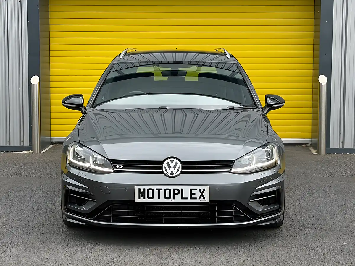 Used 2017 Volkswagen Golf R Estate Grey - Interior and Exterior details 4