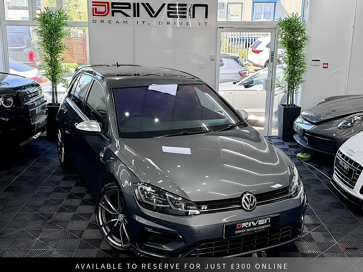 Used 2017 Volkswagen Golf R Grey - Interior and Exterior details 7