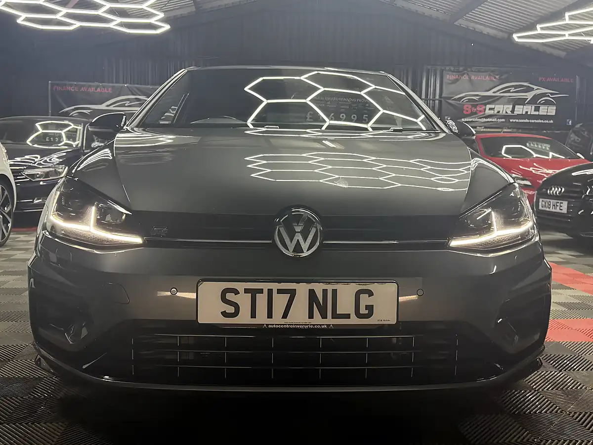 Used 2017 Volkswagen Golf R Grey - Interior and Exterior details 3