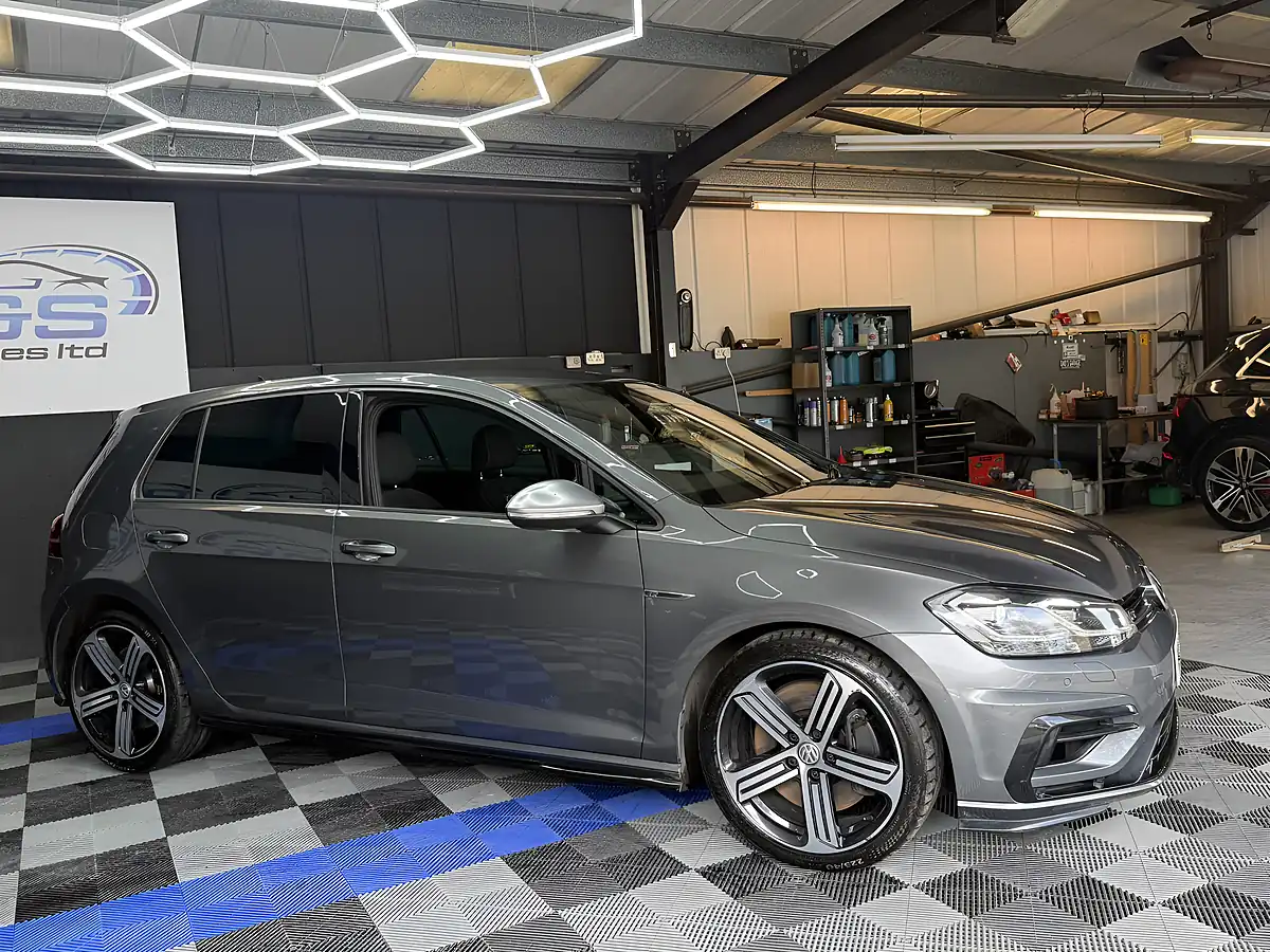 Used 2017 Volkswagen Golf R Indium Grey - Interior and Exterior details 13