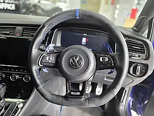 Used 2017 Volkswagen Golf R Lapiz Blue - Interior and Exterior details 11