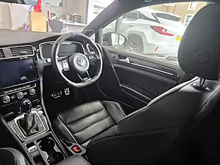 Used 2017 Volkswagen Golf R Lapiz Blue - Interior and Exterior details 14