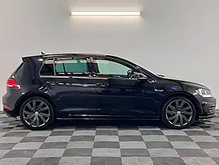 Used 2017 Volkswagen Golf R-Line Deep Black - Interior and Exterior details 2