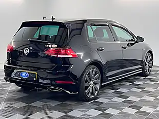 Used 2017 Volkswagen Golf R-Line Deep Black - Interior and Exterior details 3