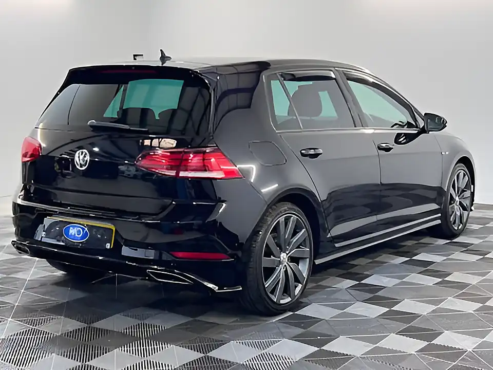 Used 2017 Volkswagen Golf R-Line Deep Black - Interior and Exterior details 3