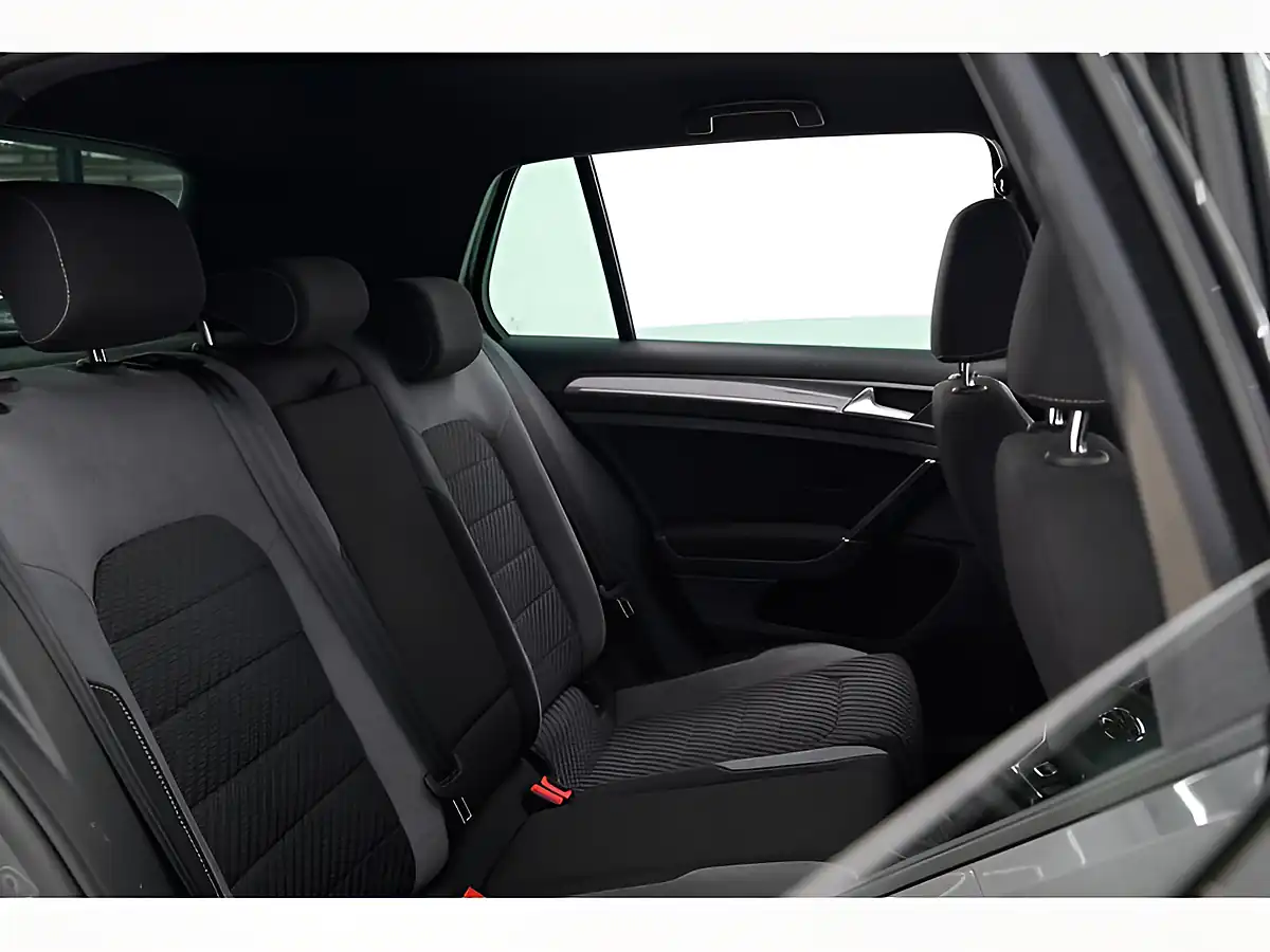 Used 2017 Volkswagen Golf R-Line Grey - Interior and Exterior details 13