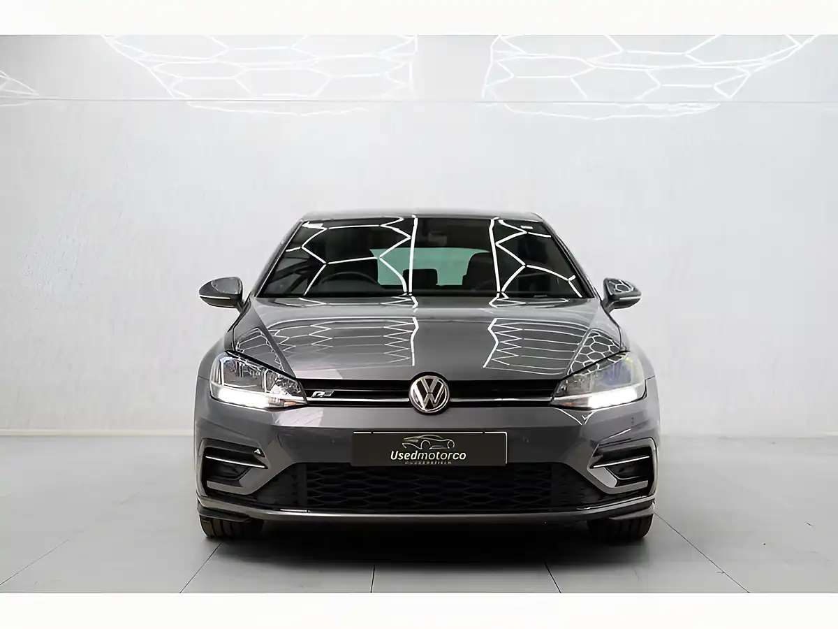 Used 2017 Volkswagen Golf R-Line Grey - Interior and Exterior details 2