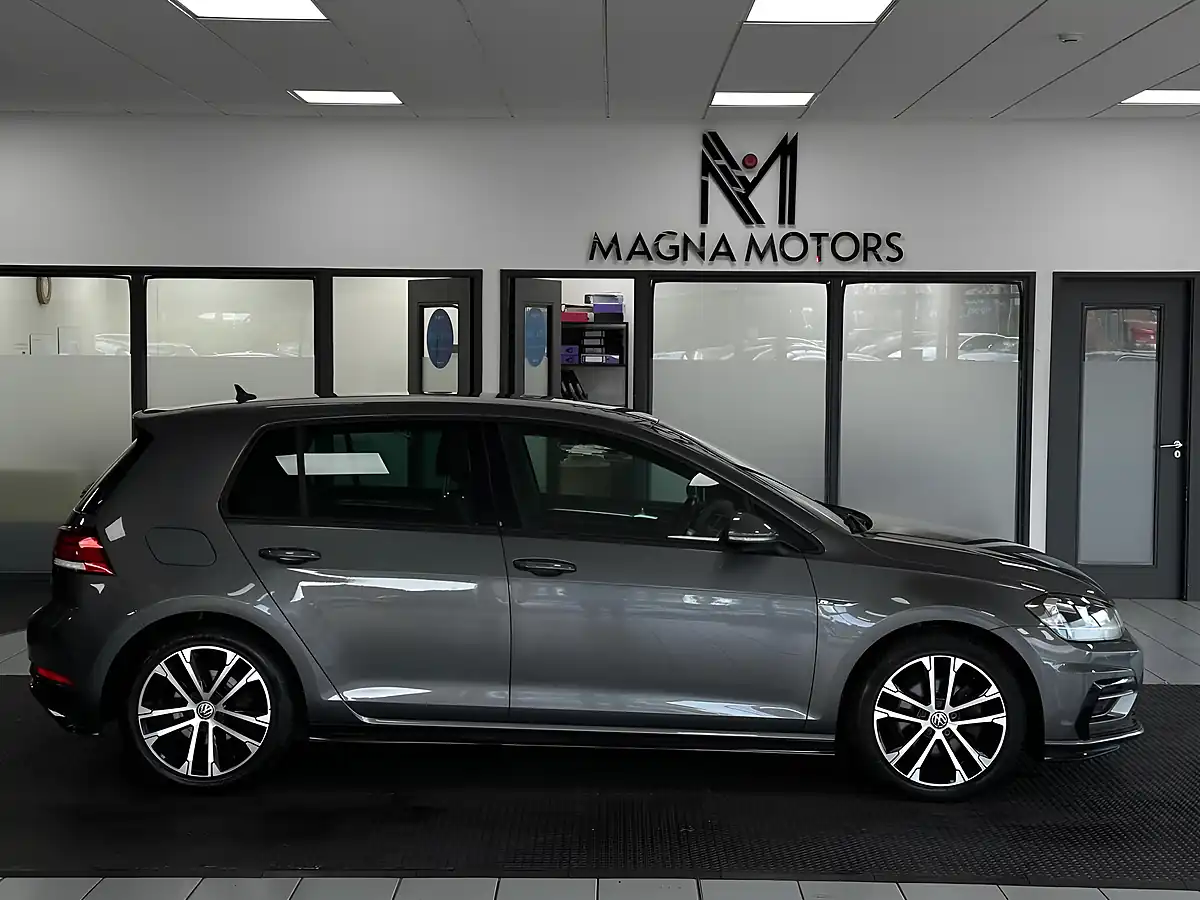 Used 2017 Volkswagen Golf R-Line Grey - Interior and Exterior details 4