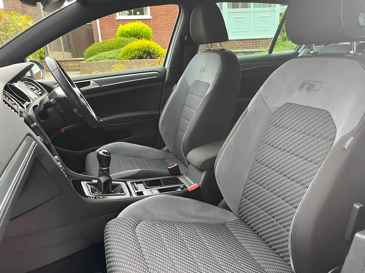 Used 2017 Volkswagen Golf R-Line Silver - Interior and Exterior details 4