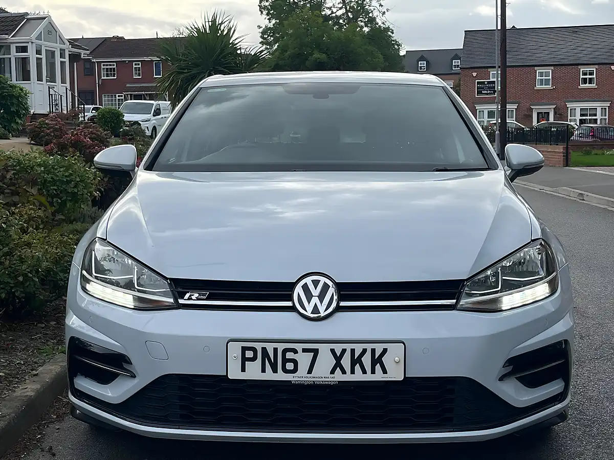 Used 2017 Volkswagen Golf R-Line Silver - Interior and Exterior details 9