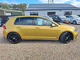 Used 2017 Volkswagen Golf R-Line Yellow - Interior and Exterior details 17