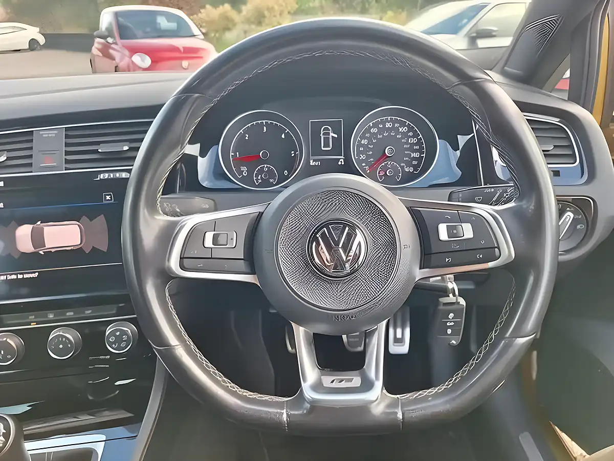 Used 2017 Volkswagen Golf R-Line Yellow - Interior and Exterior details 18