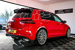 Used 2017 Volkswagen Golf R Red - Interior and Exterior details 10