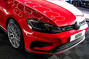 Used 2017 Volkswagen Golf R Red - Interior and Exterior details 17