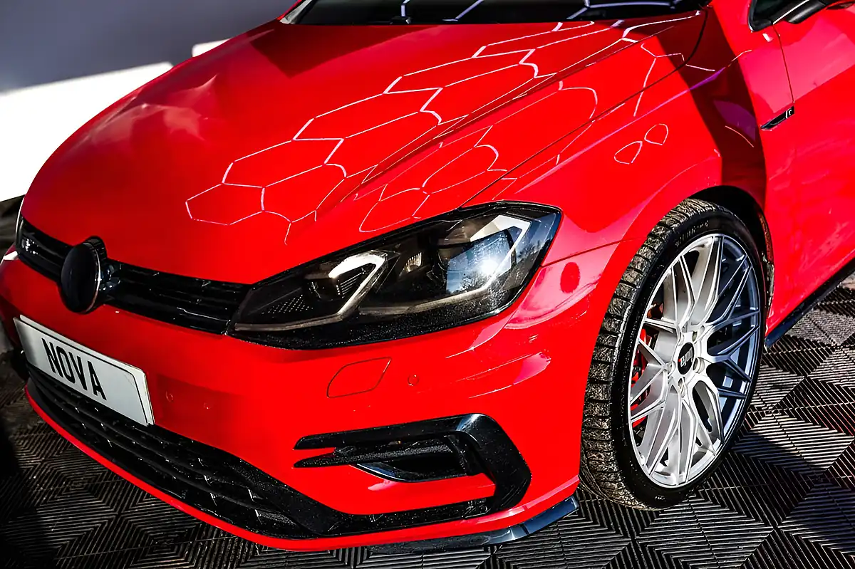 Used 2017 Volkswagen Golf R Red - Interior and Exterior details 18
