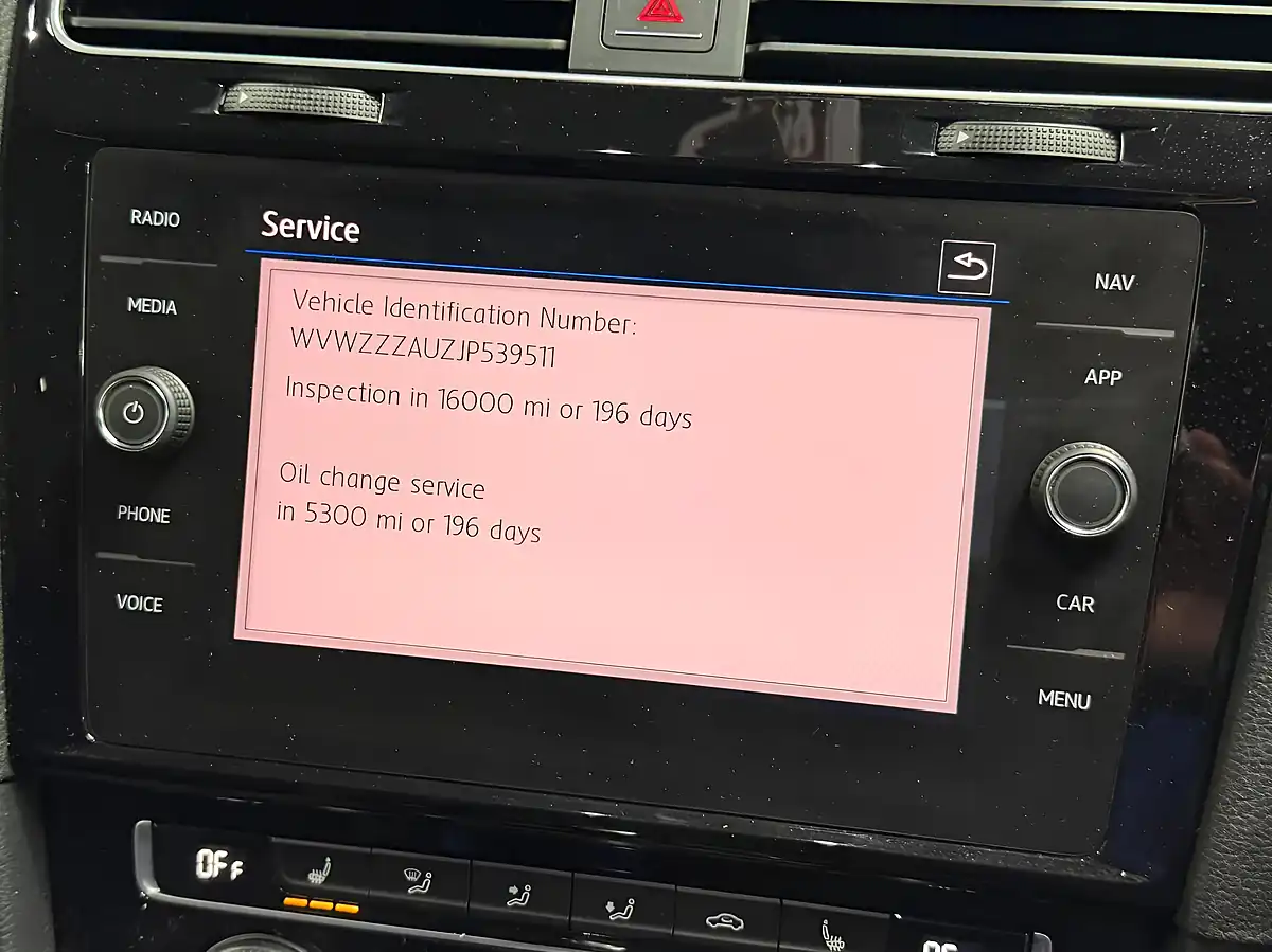 Used 2017 Volkswagen Golf R Silver - Interior and Exterior details 19