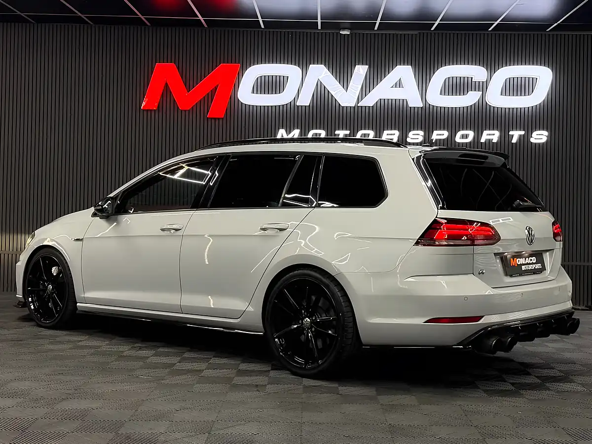 Used 2017 Volkswagen Golf R Silver - Interior and Exterior details 3